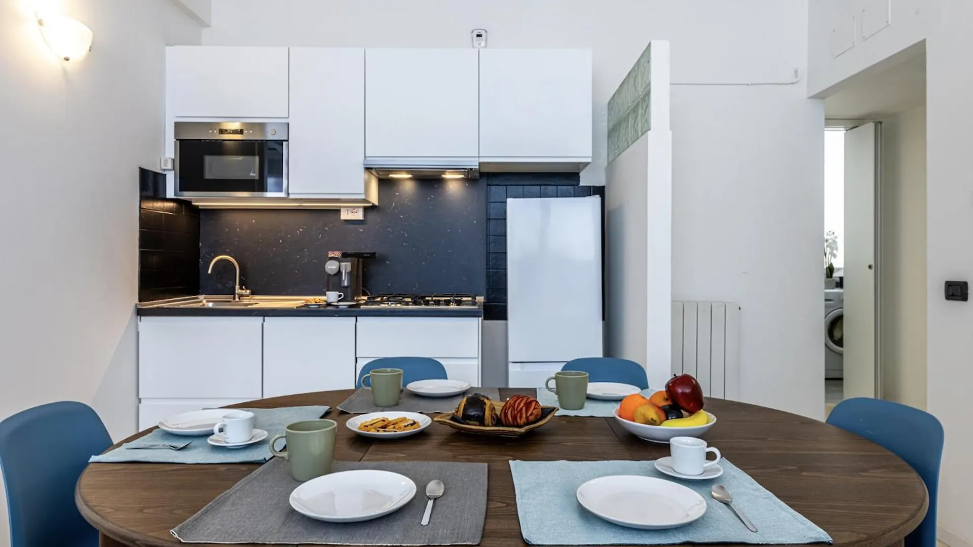Kiki Apartment Milan Italy